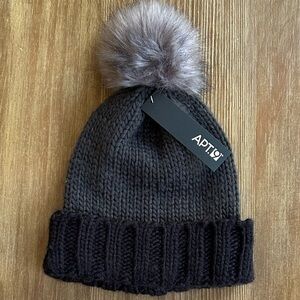 Women's Black & Gray Cuffed Knit Beanie with Faux Fur Pom